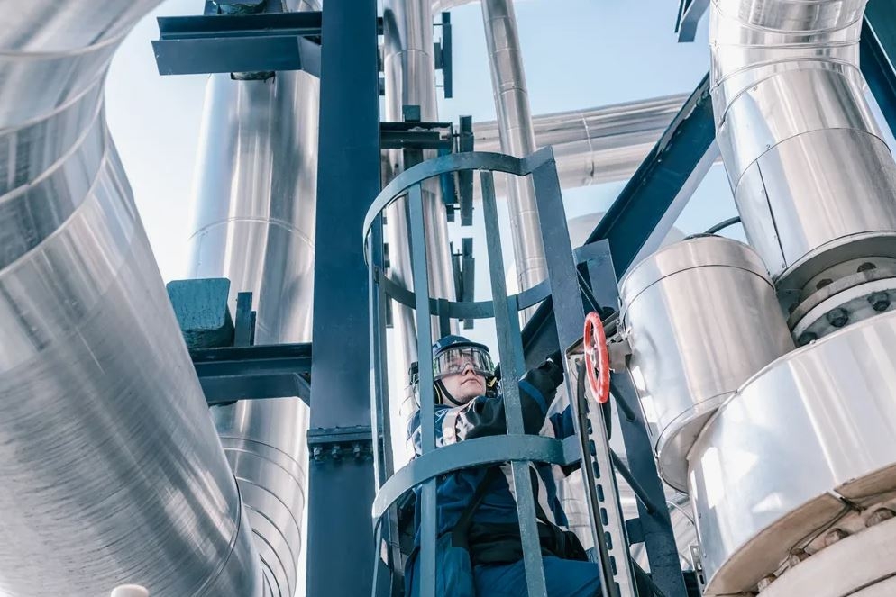 В Омске построят первый в России завод по производству графитированных электродов