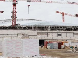 «Лукойл» построит в Астрахани ледовую арену